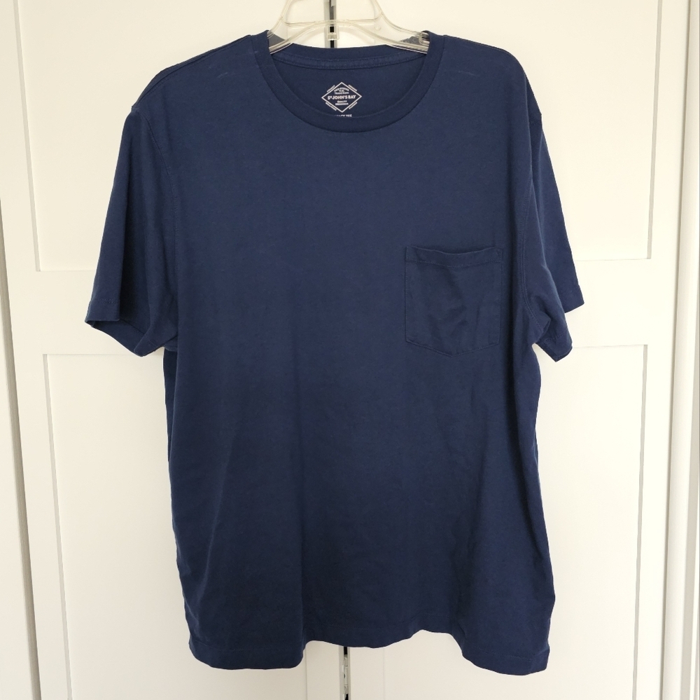 NWOT: St John's Bay t-shirt size XL